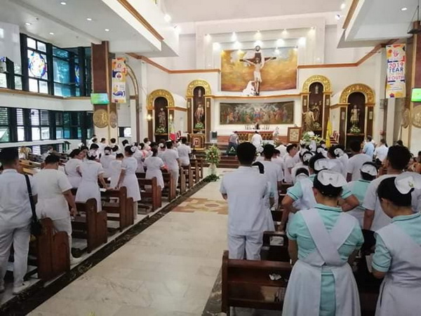 CHSE holds 43rd Capping and Pinning Rites – Olivarez College ...